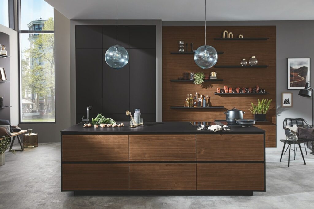 Ballerina Modern Wood Kitchen | Totally Kitchens, Southampton